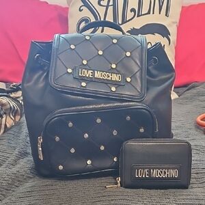 Authentic Moschino Black Quilted Stud Backpack with Matching Wallet Set! Italy